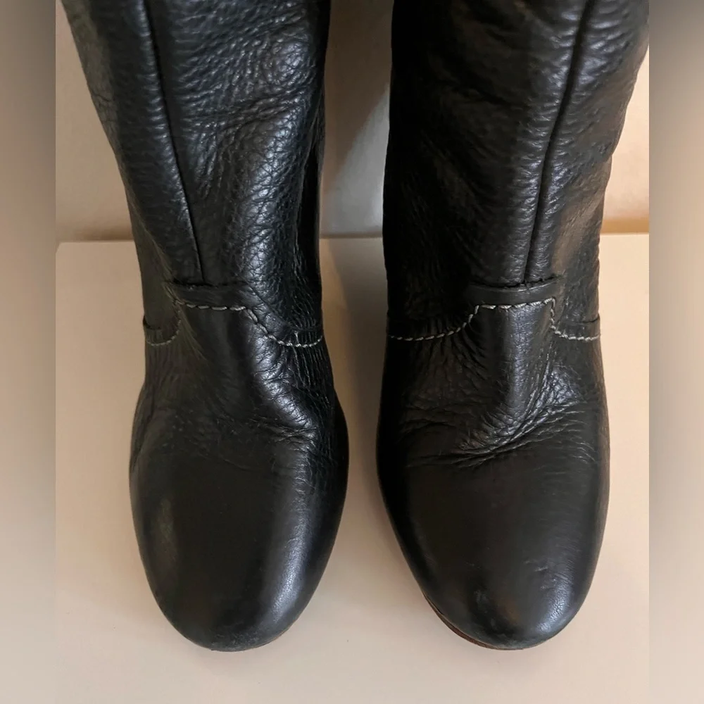 Chloe Black Leather Wedge Heel Mid-calf Boot w Buckle Detail; Size 36 - Picture 4 of 5